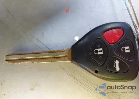 2011 Toyota Corolla Le из США, поврежденный, VIN JTDBU4EE3B9130877